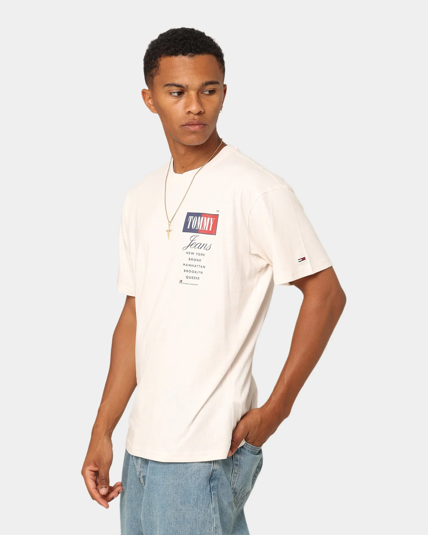 Tommy Jeans TJM Relaxed Timeless Tommy T-Shirt Ancient White